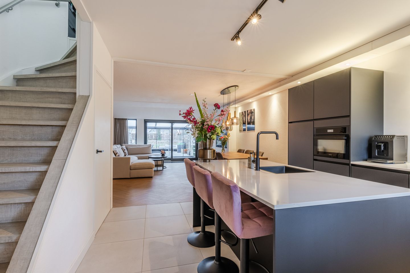 Photo 14 of Bunschotenstraat 10