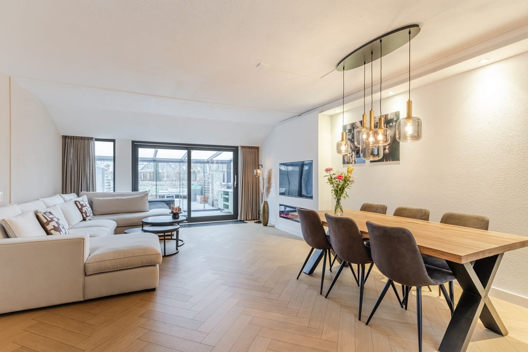 Photo 2 of Bunschotenstraat 10