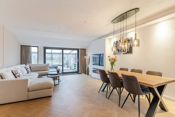 Foto 2 van Bunschotenstraat 10