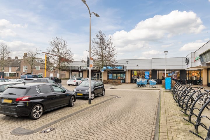 Foto 45 van Bunschotenstraat 10