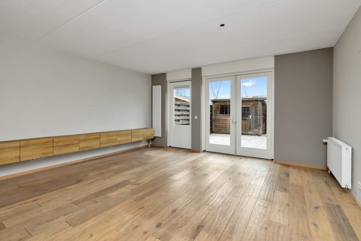 Foto 11 van Spade 16