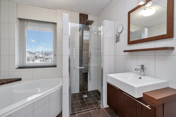 Foto 20 van Spade 16