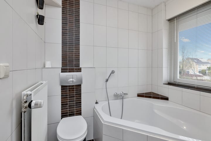 Foto 21 van Spade 16