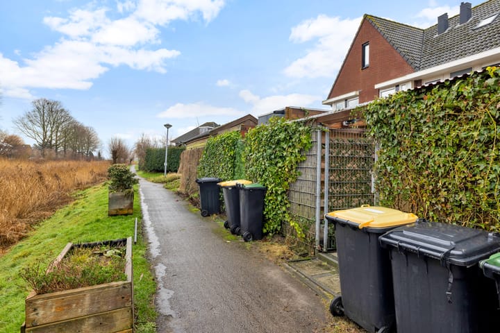 Foto 32 van Spade 16