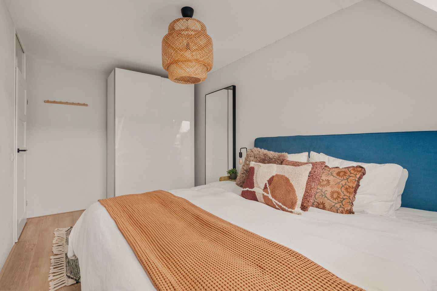 Foto 20 van De Zon 16