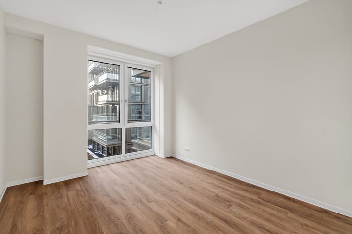 Foto 5 van Osdorpplein 1001-B6