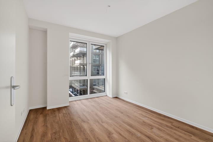 Foto 10 van Osdorpplein 1001-B6