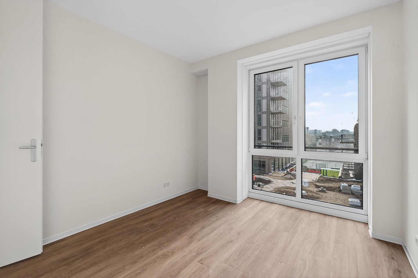 Foto 10 van Osdorpplein 1001-B6