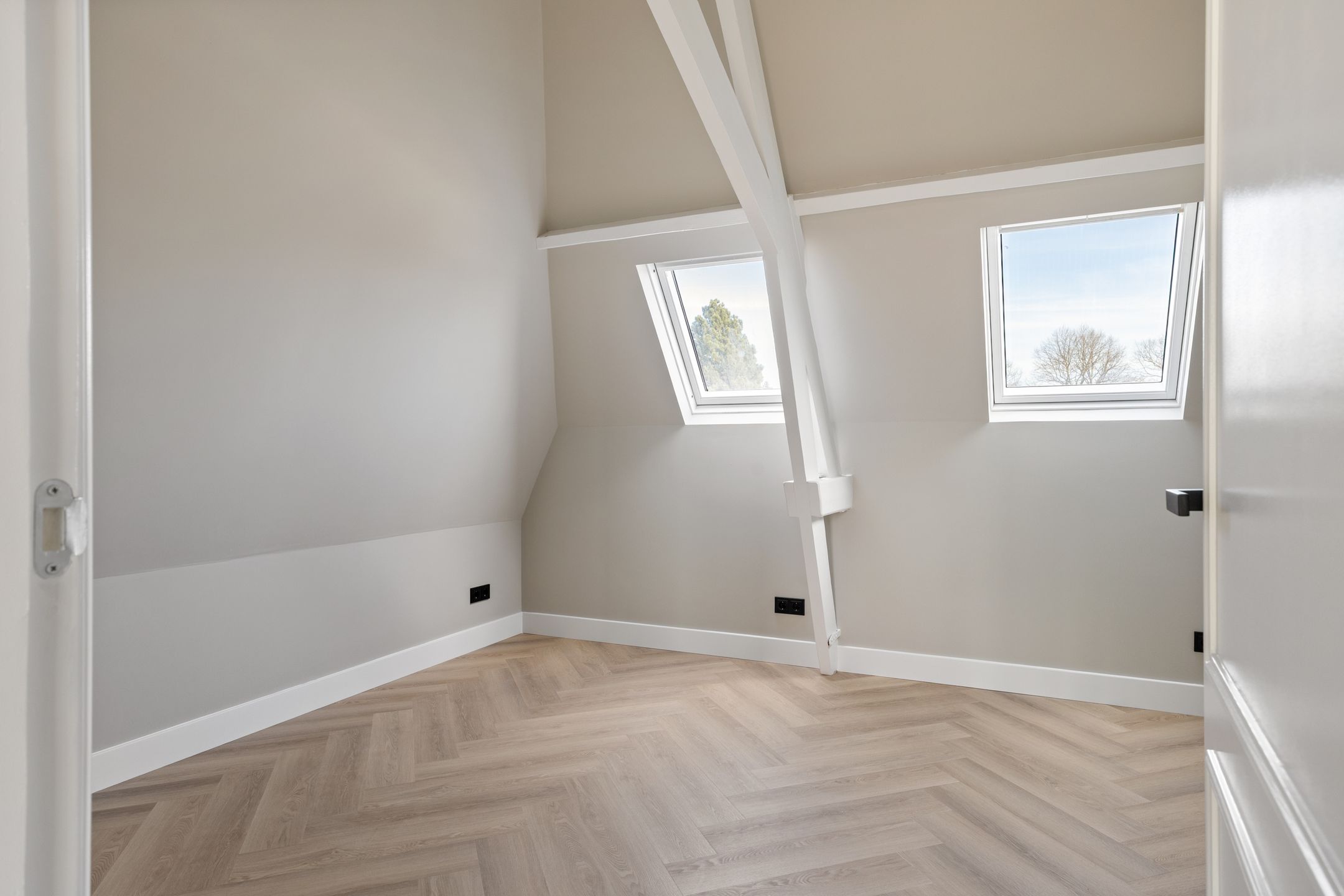 Photo 33 of Ginnekenweg 50-B