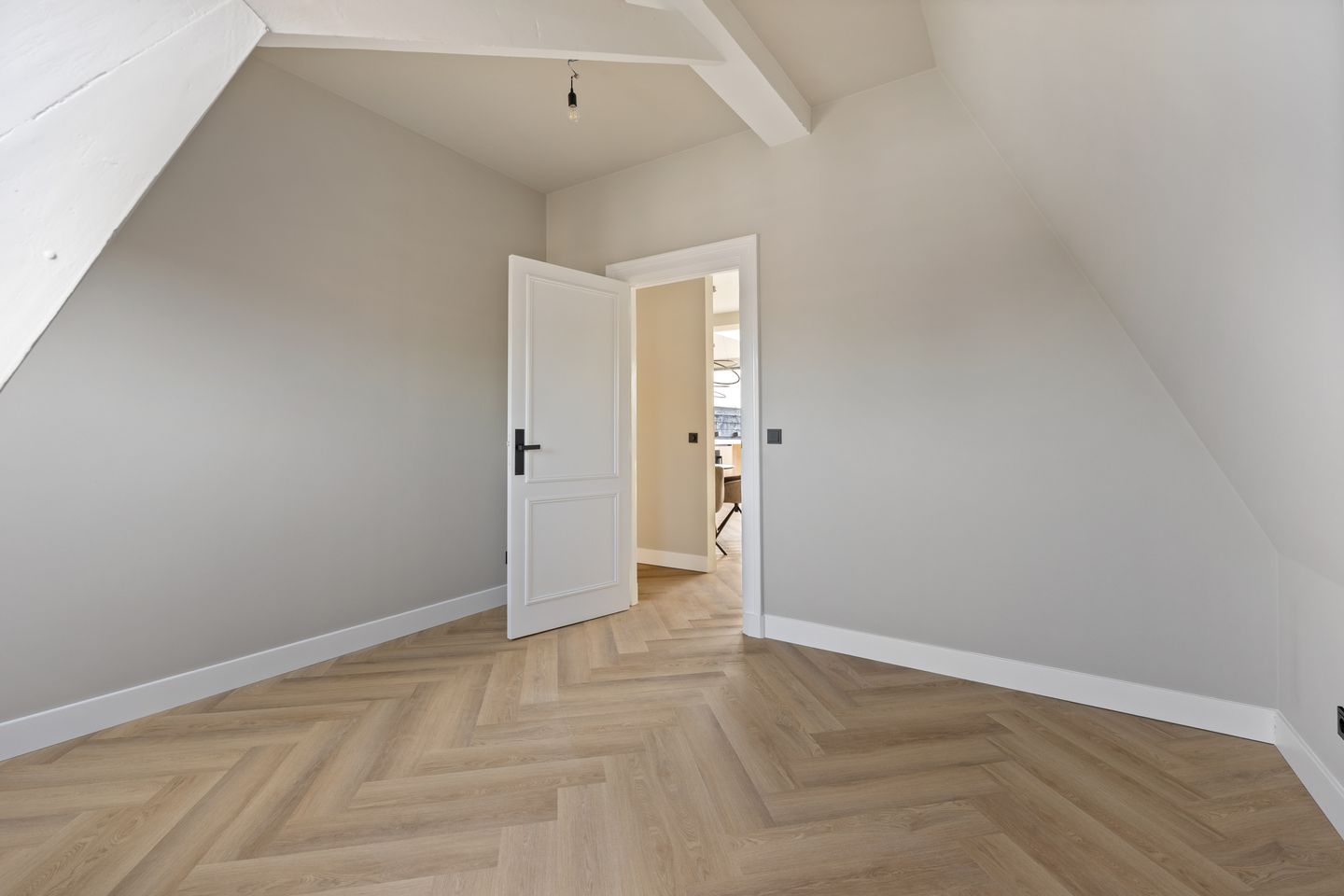 Photo 35 of Ginnekenweg 50-B