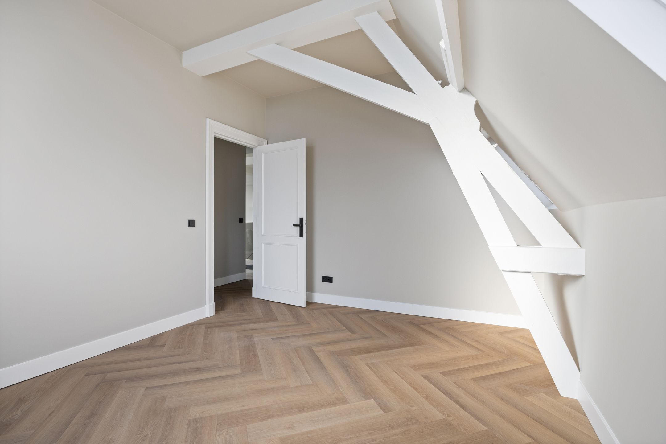 Photo 39 of Ginnekenweg 50-B