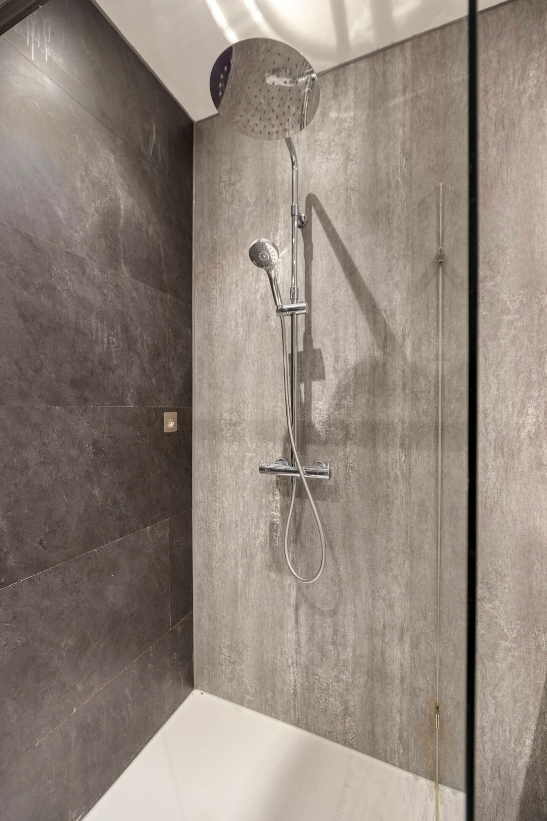 Foto 16 van Valeriusstraat 155-1