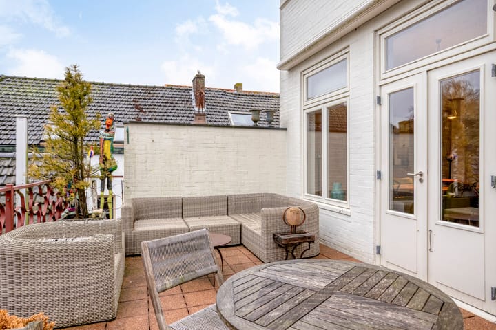 Photo 18 of Lievevrouwestraat 25-C