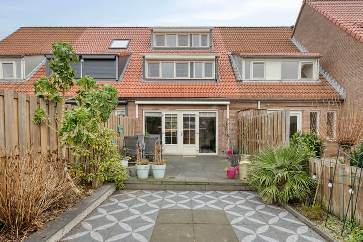 Photo 3 of Vuurvlindertje erf 11