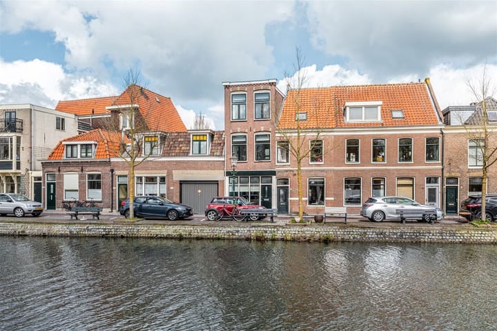 Foto 19 van Oudegracht 107