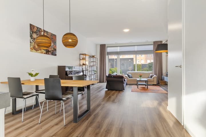 Foto 2 van Lous van Beusekomlaan 45