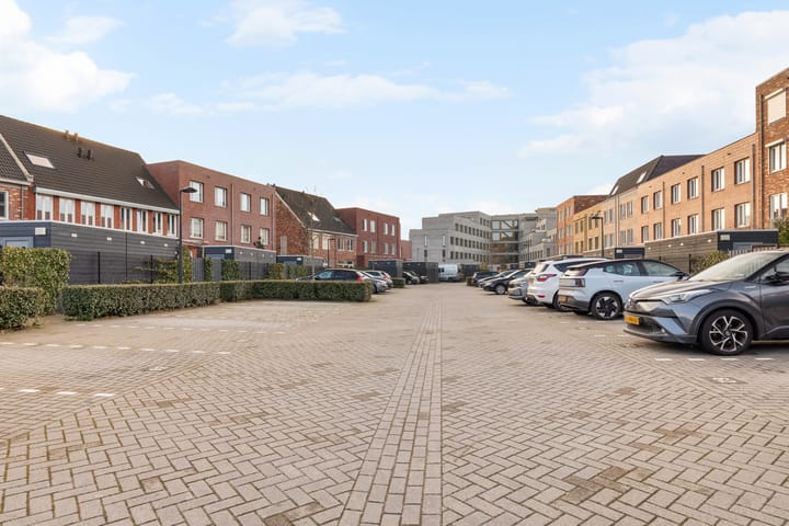 Foto 28 van Lous van Beusekomlaan 45