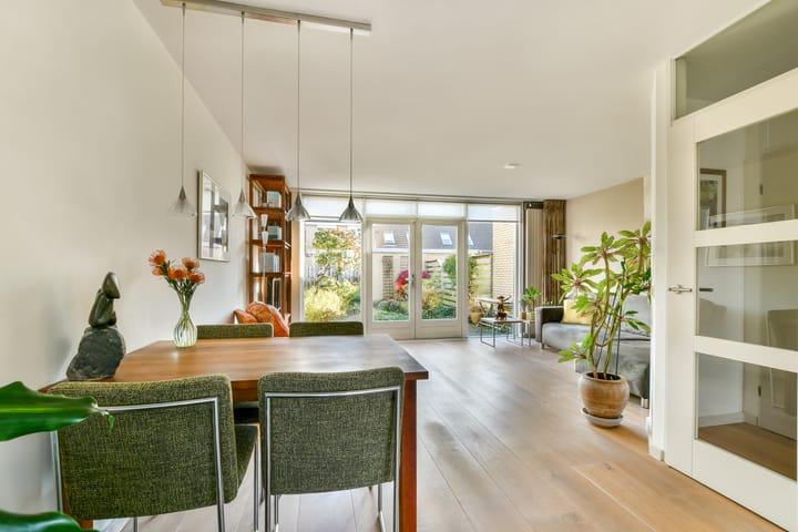 Foto 3 van Leliestraat 2