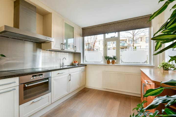 Foto 9 van Leliestraat 2