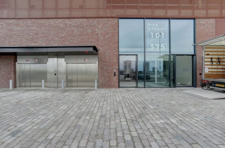 Photo 32 of Piekstraat 287