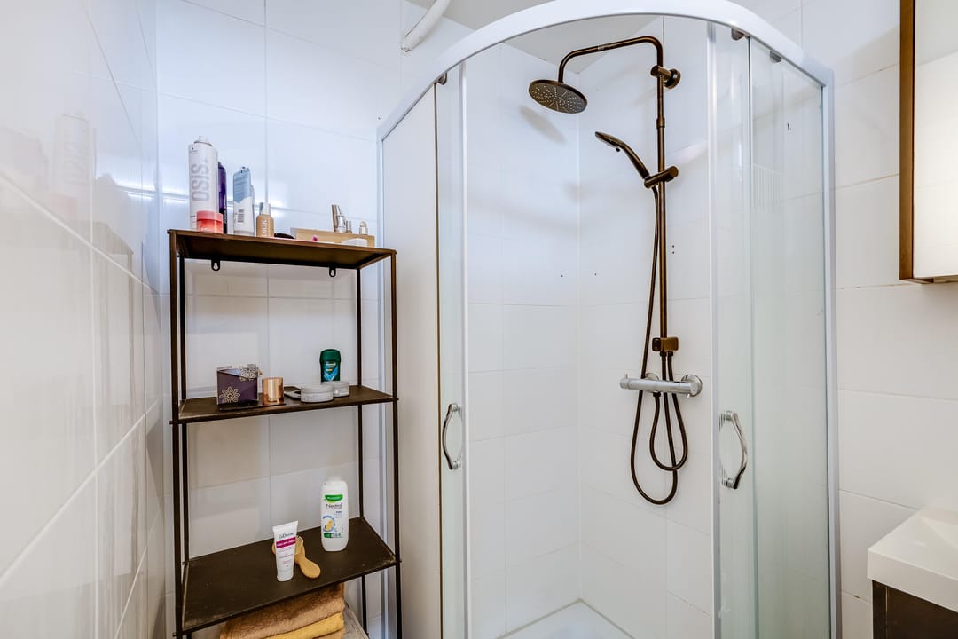 Photo 31 of Meridiaan 28-B