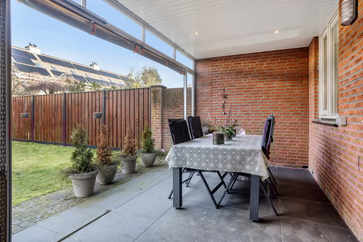 Photo 3 of Maaivelden 24