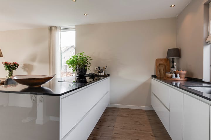 Photo 9 of Prins Frederik Hendrikstraat 8