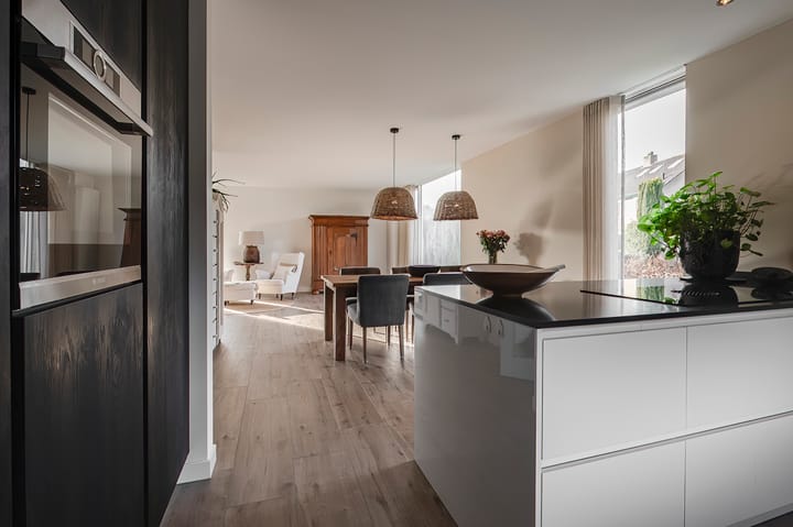 Photo 11 of Prins Frederik Hendrikstraat 8