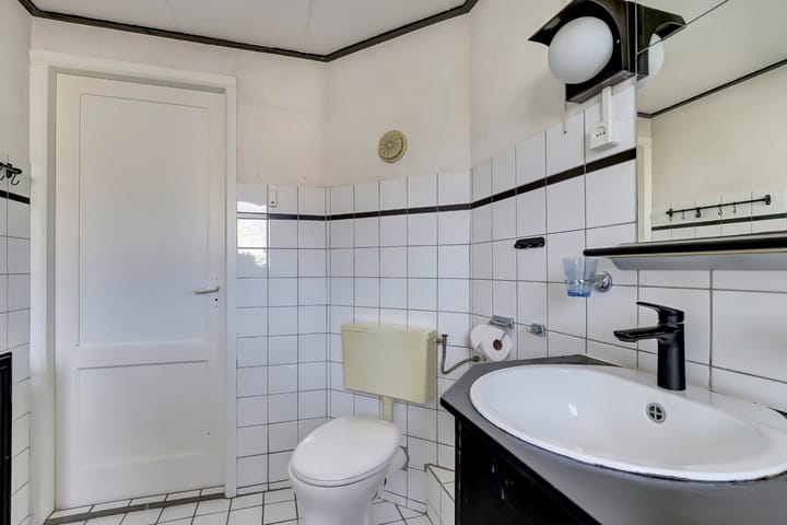 Photo 20 of Sweelinckstraat 117