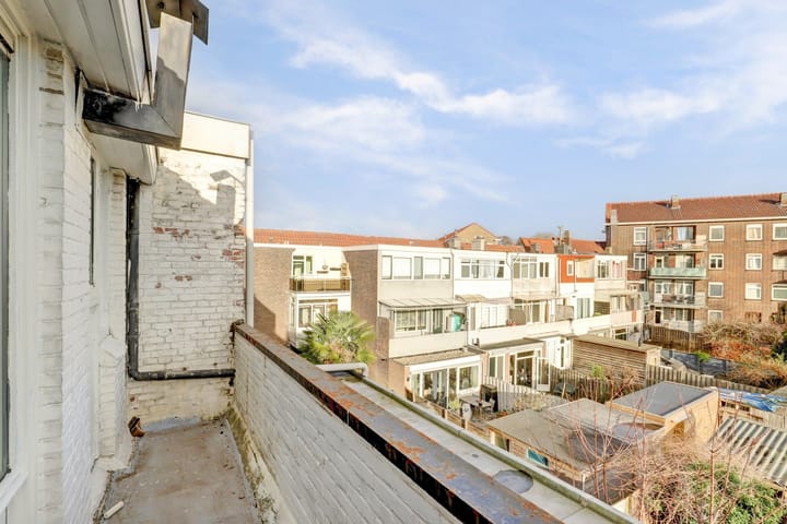 Photo 27 of Sweelinckstraat 117