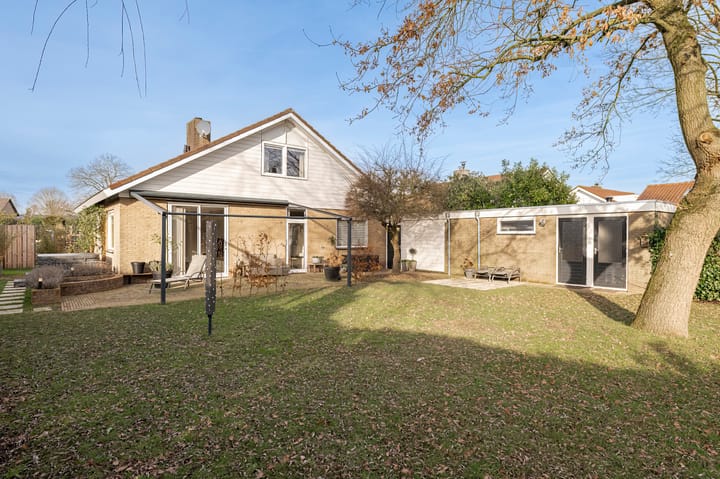 Photo 37 of Prins Frederik Hendrikstraat 8