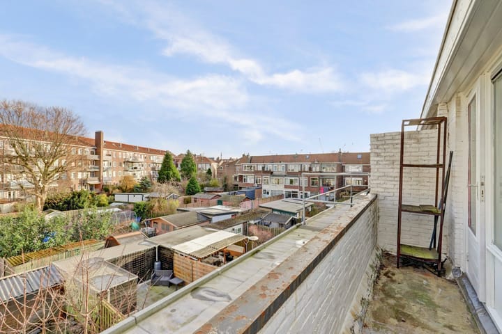 Photo 28 of Sweelinckstraat 117