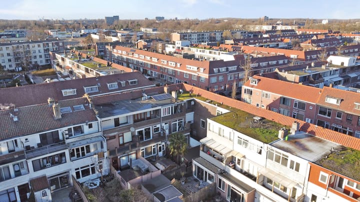 Photo 35 of Sweelinckstraat 117