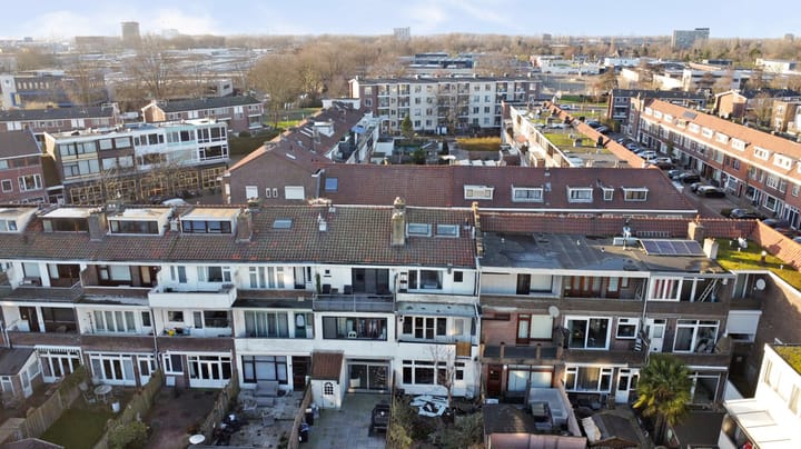 Photo 34 of Sweelinckstraat 117