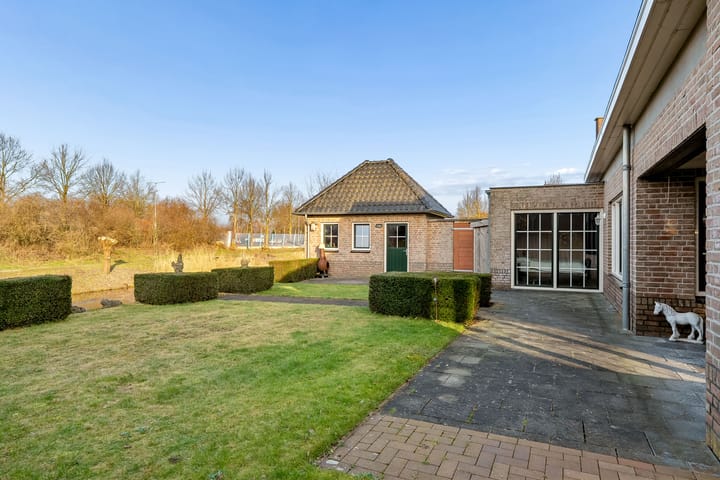 Photo 53 of Speenkruid 14