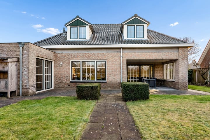 Photo 54 of Speenkruid 14