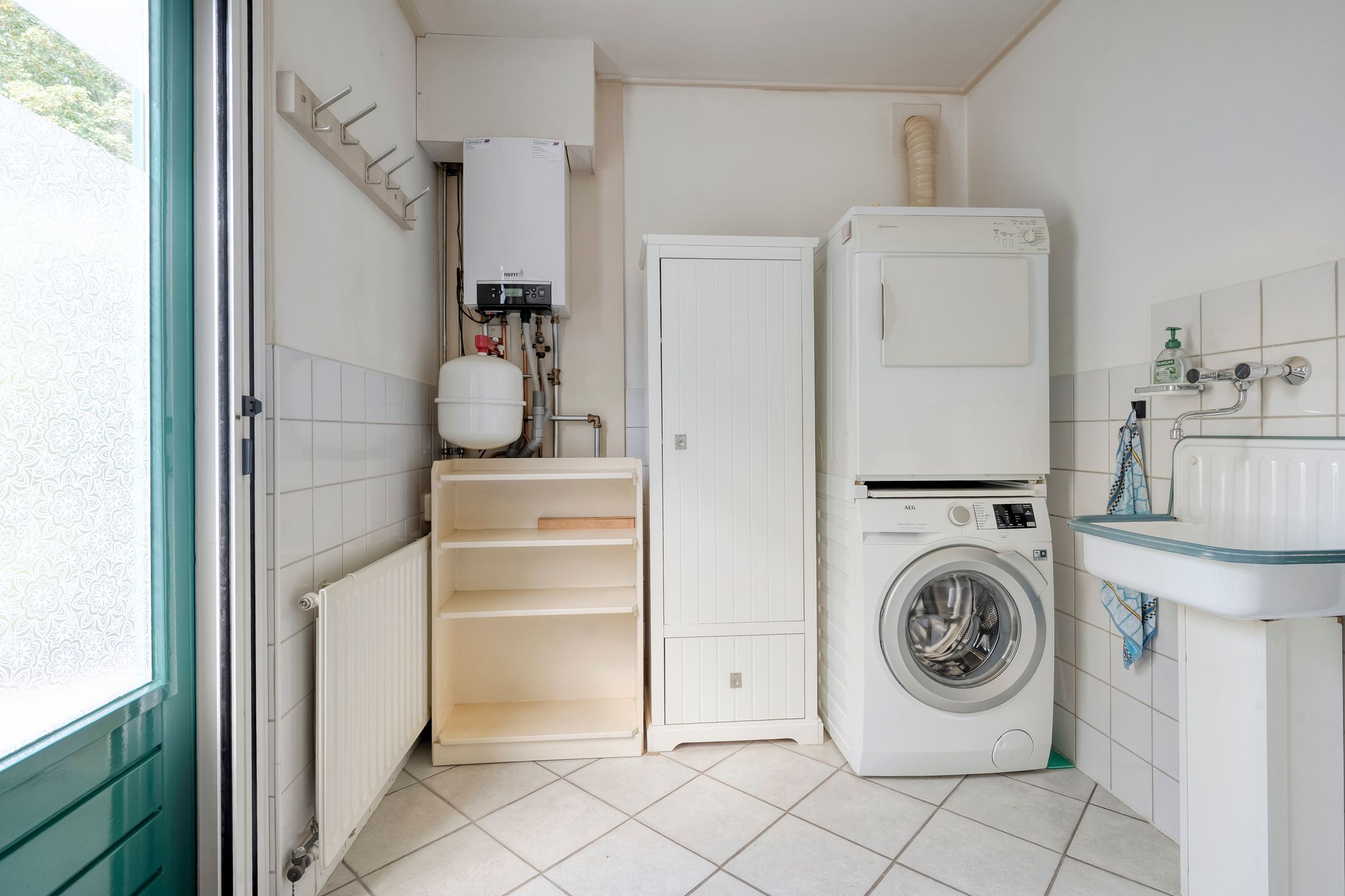 Photo 24 of de Hare 84