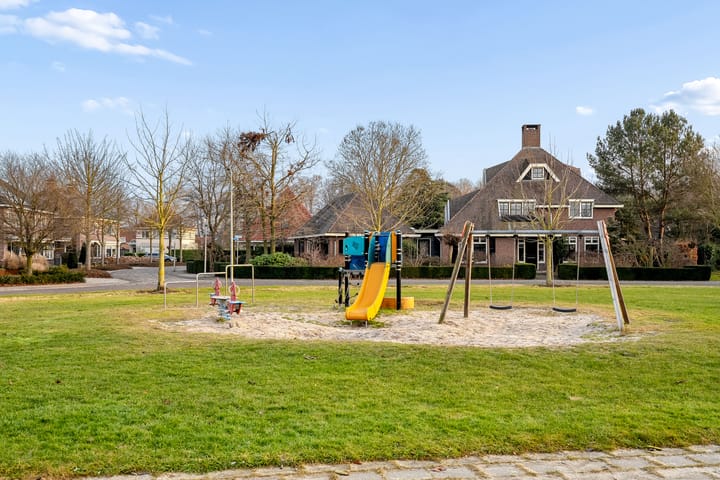 Photo 67 of Speenkruid 14