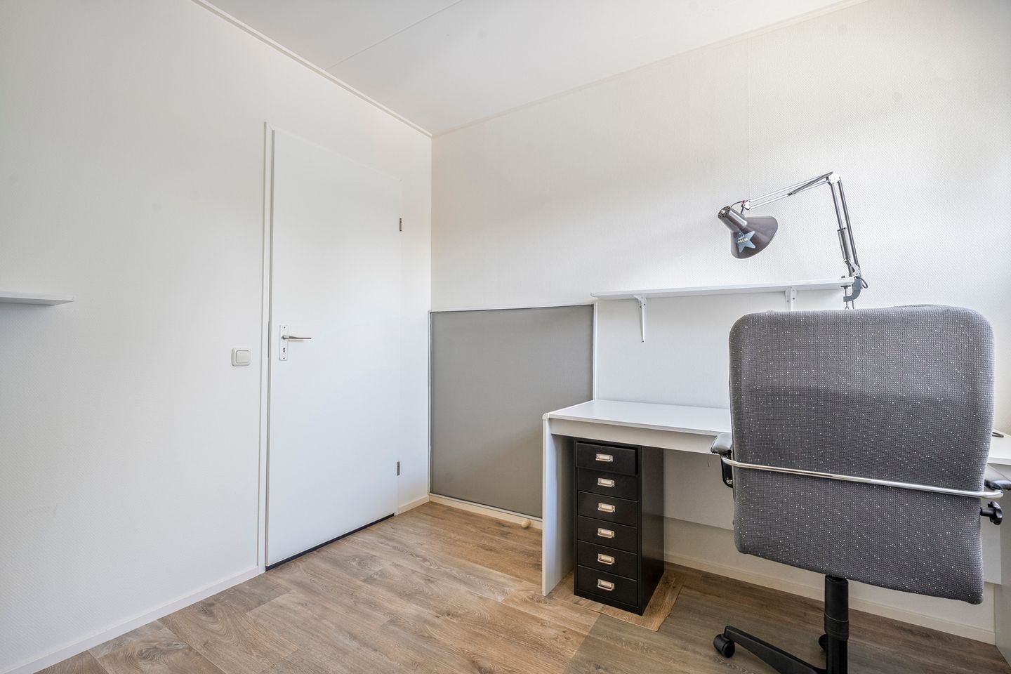 Photo 34 of de Hare 84