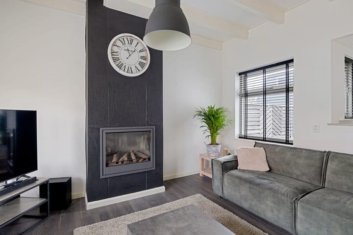 Foto 10 van Zuiderstraat 13