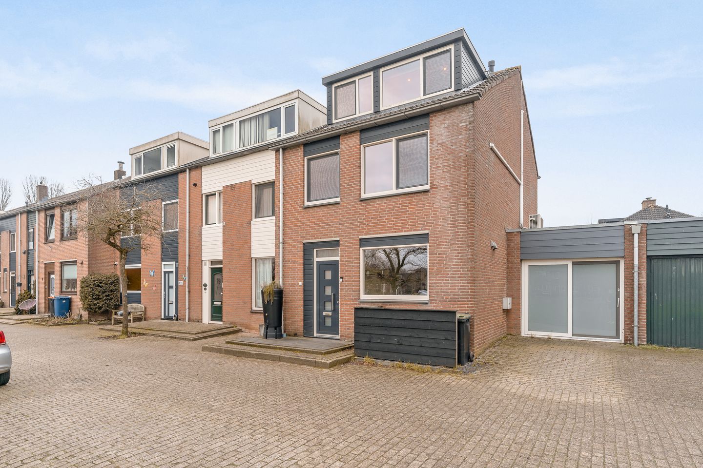 Foto 1 van Dovenetelhof 1