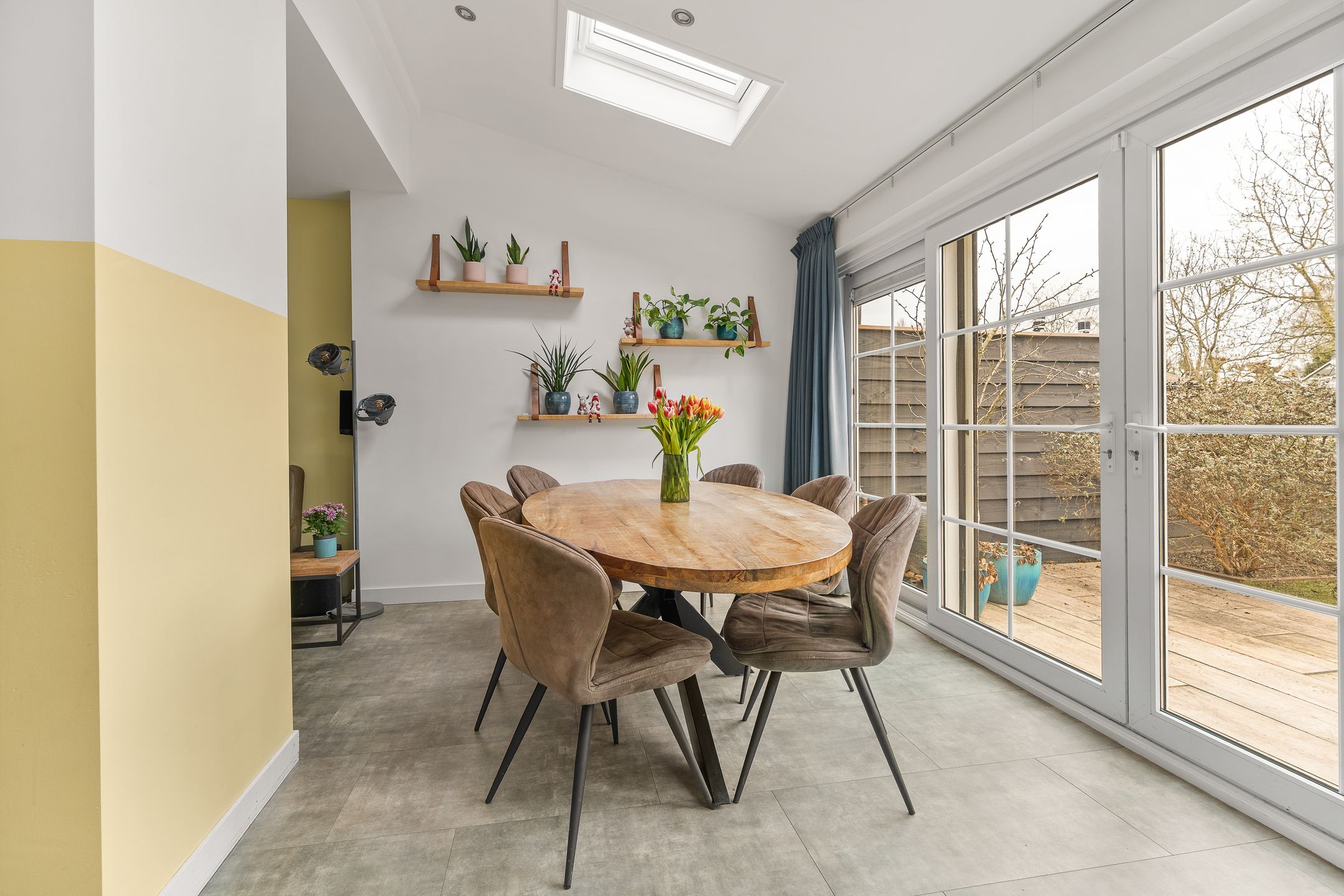 Foto 6 van Dovenetelhof 1