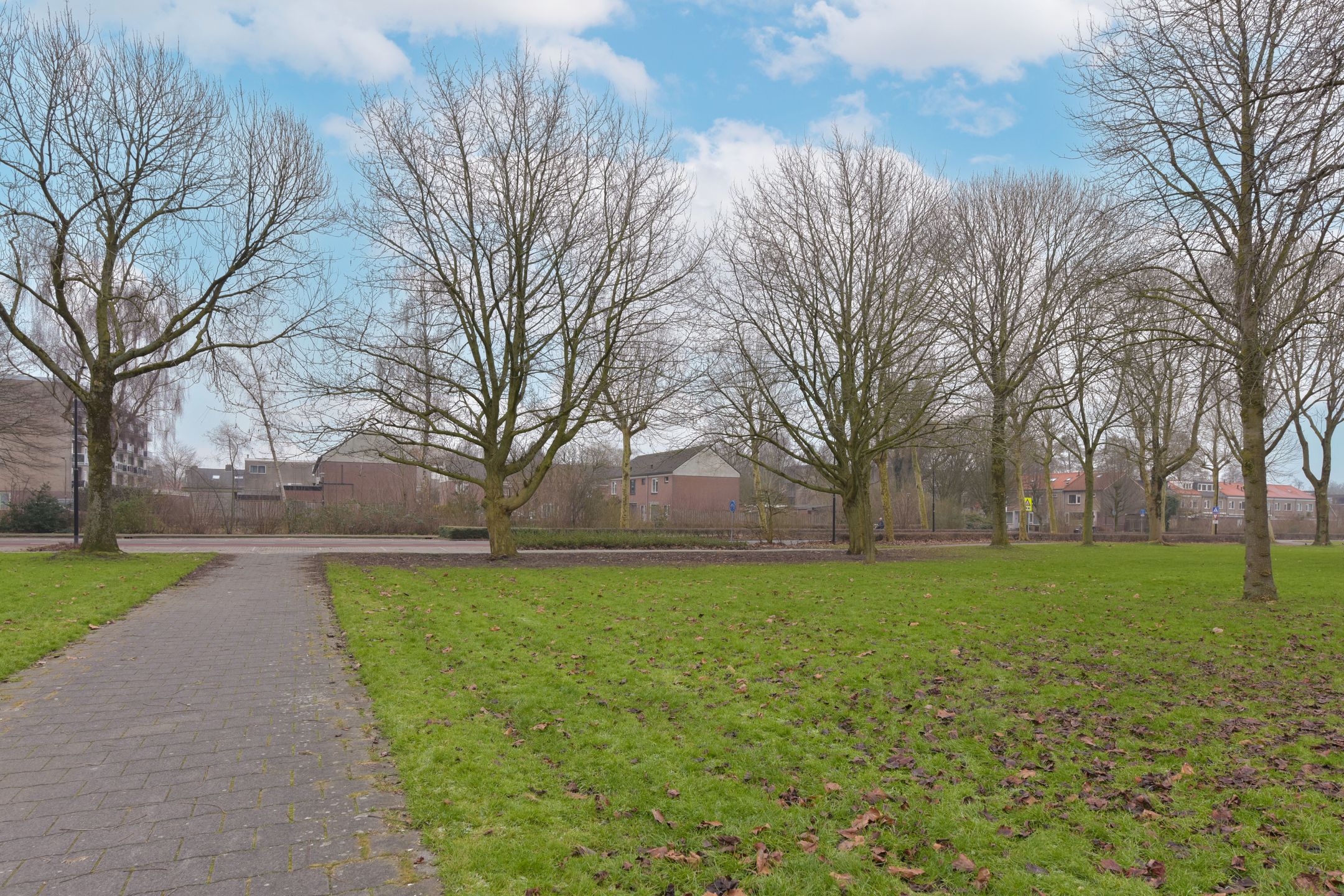 Foto 27 van Weegbree 67