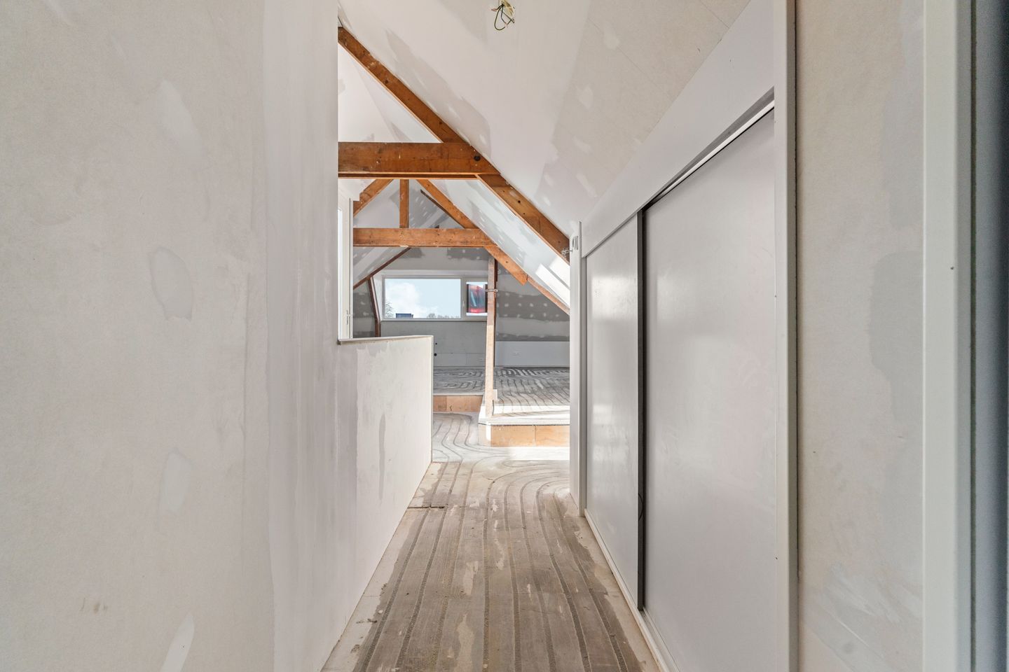 Photo 20 of Zuster Emmastraat 2-05