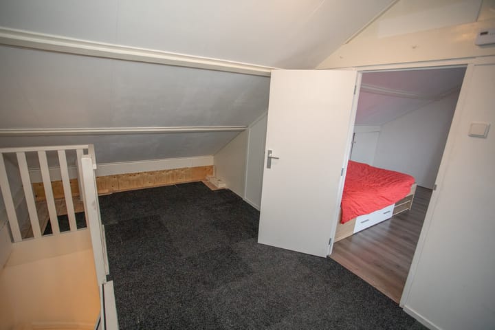 Photo 36 of Asterstraat 14