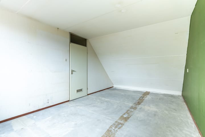 Photo 15 of Bloemheuvel 33