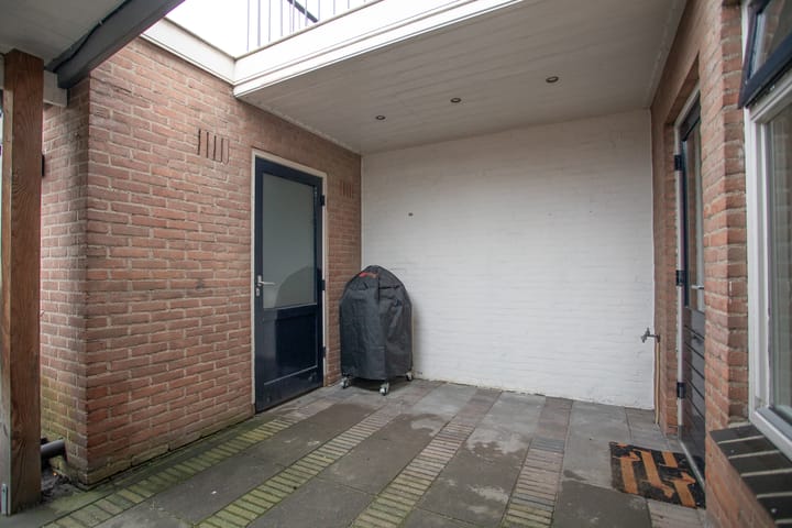 Photo 47 of Asterstraat 14