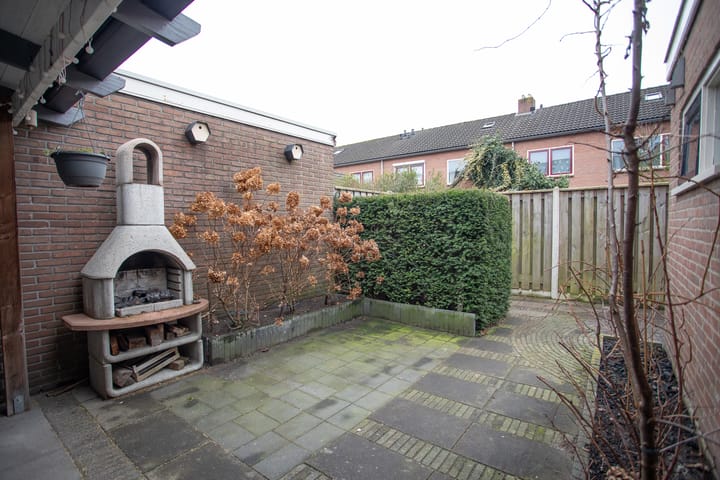 Photo 48 of Asterstraat 14