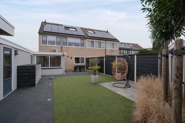 Photo 3 of Mensinge 5