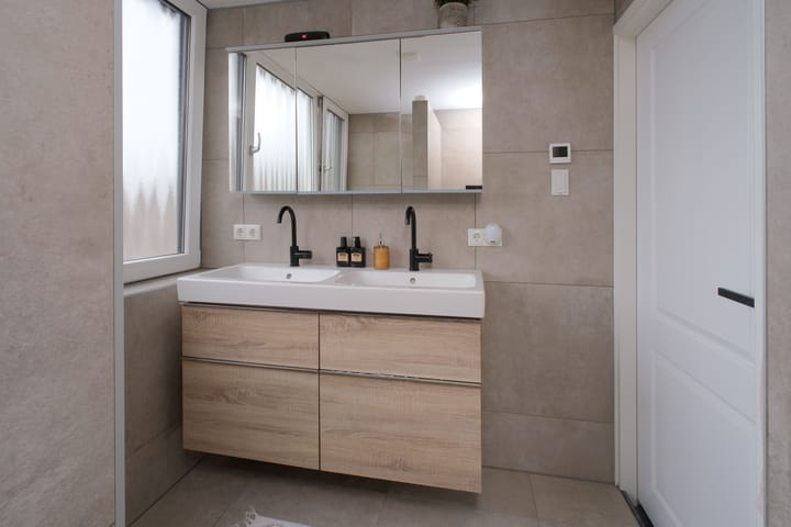 Photo 19 of Mensinge 5